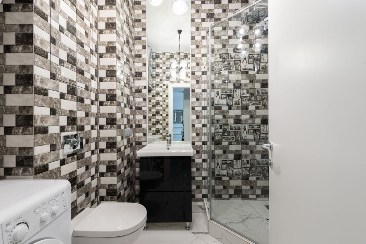 Should You Buy Bathroom Hardware as a Set or Separately?