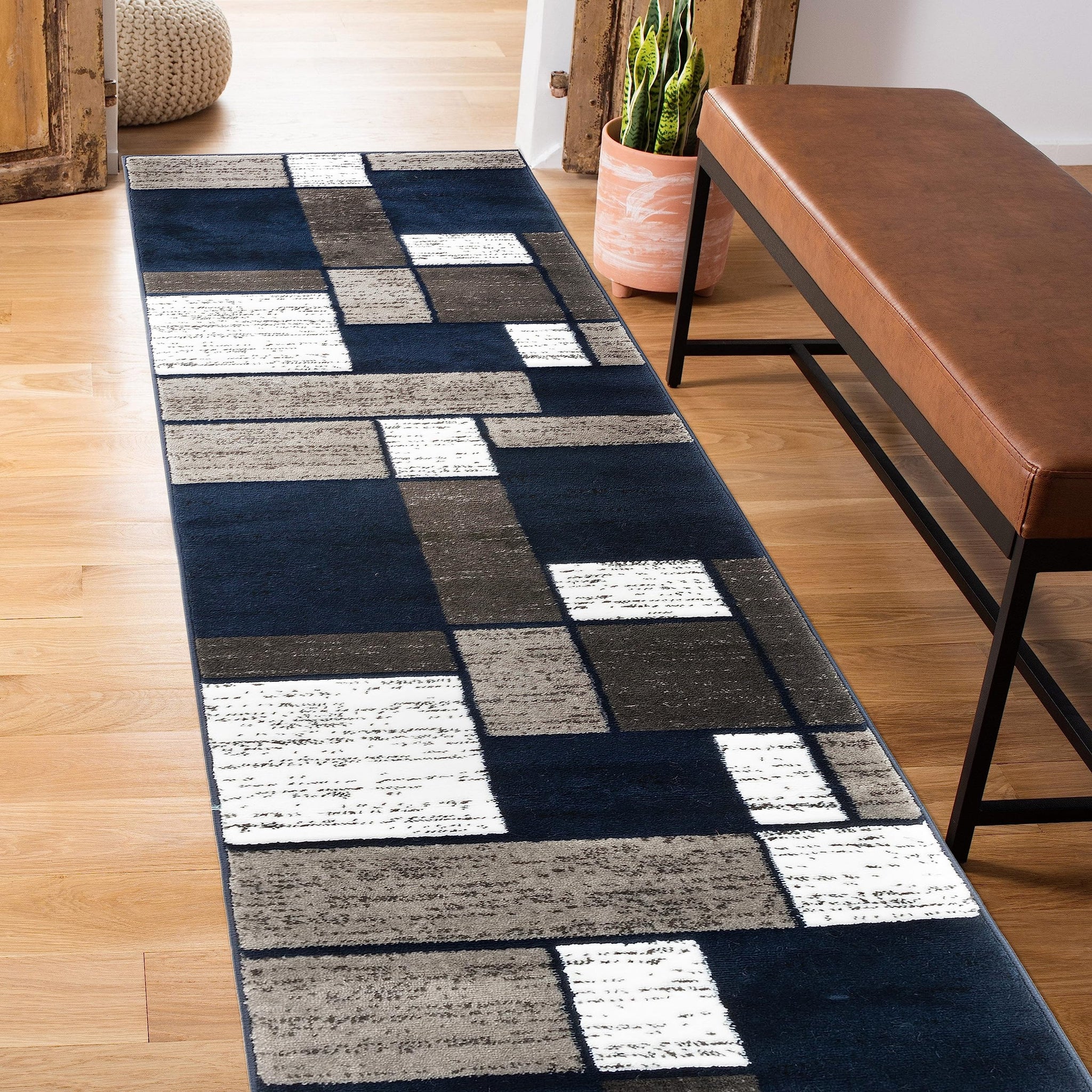 ShowrCove™ Check Pattern Mat